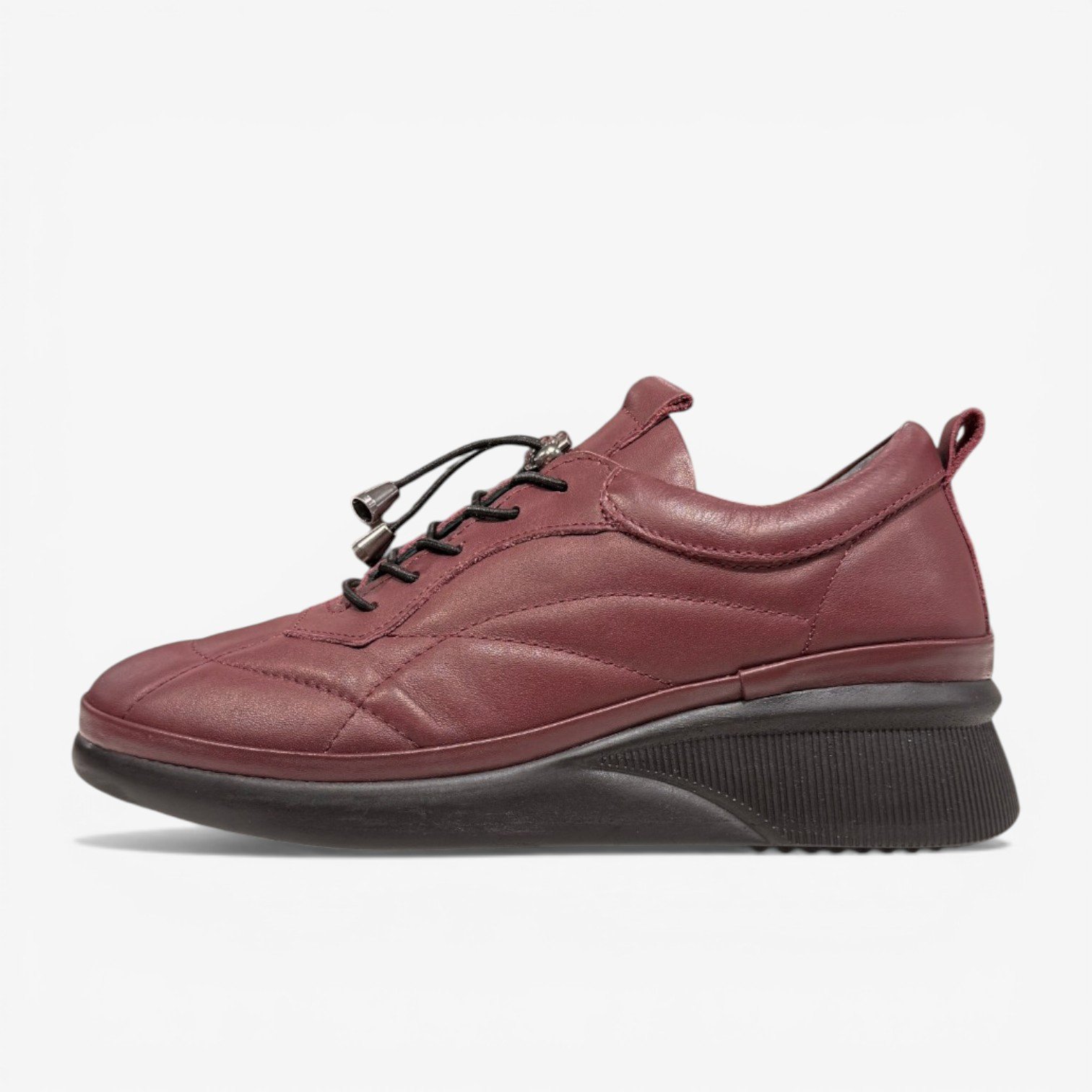 Կաշվե հարմարավետ կոշիկներ՝ էլաստիկ կապիչներ ֆիքսատորով, թեթև հարթակ, 4 ամսվա երաշխիք։ Удобная кожаная обувь с эластичными шнурками и фиксатором, легкая платформа, гарантия 4 месяца. Leather comfort shoes with elastic laces and a toggle, light platform sole, 4-month warranty.