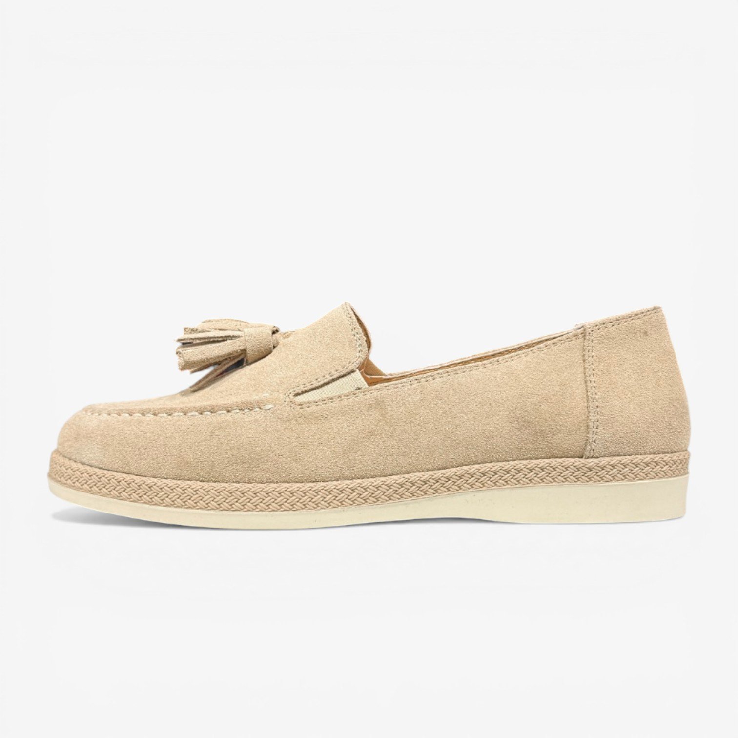 Լոֆերներ բնական զամշից՝ slip-on հեշտ հագնվող, էլաստիկ կողքեր, 4 ամսվա երաշխիք։ Лоферы из натуральной замши: slip-on, эластичные вставки, гарантия 4 месяца. Natural suede loafers: easy slip-on fit, elastic sides, 4-month warranty.