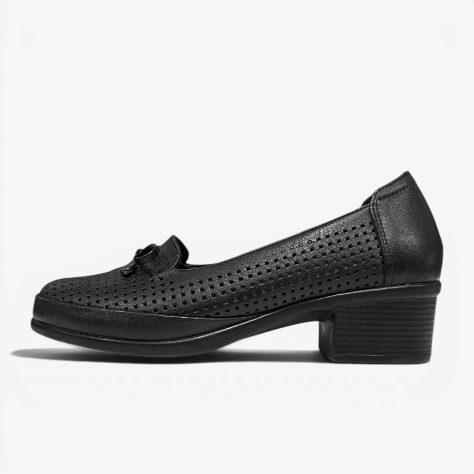 Perforated Loafers – Great Choice (4) Պերֆորացված լոֆերներ՝ շնչող, հեշտ հագնվող և հարմարավետ առօրյա ընտրություն։
