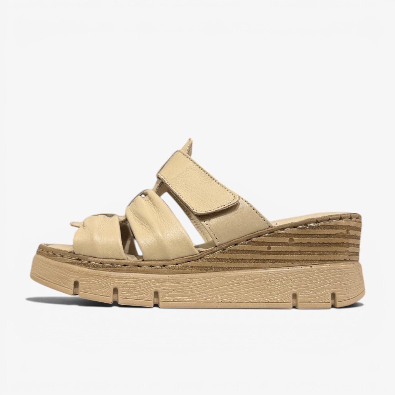 Wedge Mules – Great Choice (1) Տանկետկա մյուլեր՝ բաց, հարմարավետ և հեշտ հագնվող ամառային ընտրություն։