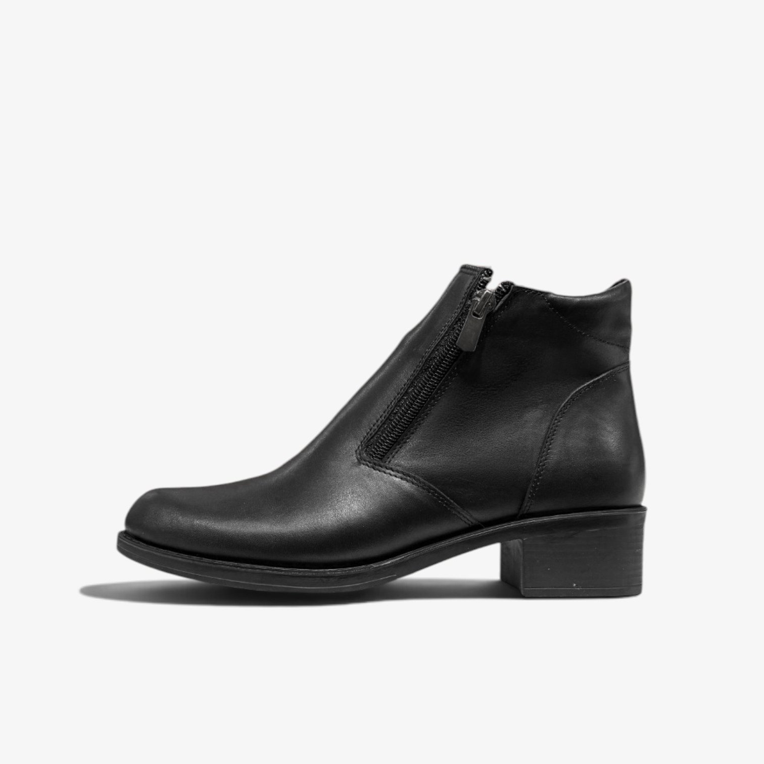 Women’s Ankle Boots – Excellent and Comfortable Choice (4) Կանացի կոշիկ՝ կայուն կրունկով և կողային կայծակաճարմանդով։ Էլեգանտ ու հարմարավետ ընտրություն ամեն օրվա համար։ Женские ботильоны на устойчивом каблуке с боковой молнией. Элегантный и удобный выбор на каждый день. Women’s Ankle Boots with a stable heel and side zipper. An elegant and comfortable choice for everyday wear.